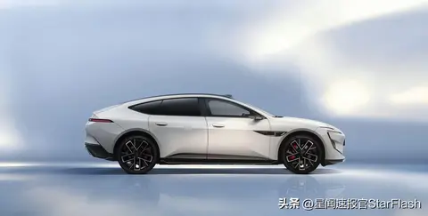 阿维塔12新款亮相，顶置激光雷达和三驱版本强势出圈